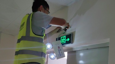 国晋：消防应急灯安装位置和高度规范